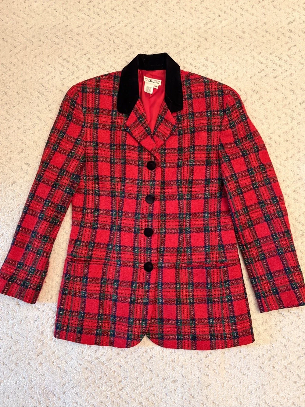 Vintage Talbots Red Plaid Tartan Wool Blazer Jacket Size 8 Black Velvet Collar